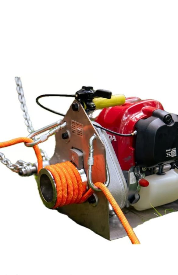 Dyrskun 2026 Bærbar vinsj 700 kg med Honda motor